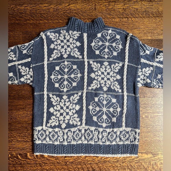 Vintage Woolrich Snowflake Sweater, Hand Knit, Rustic, Heavy Cotton Pullover - Picture 6 of 7
